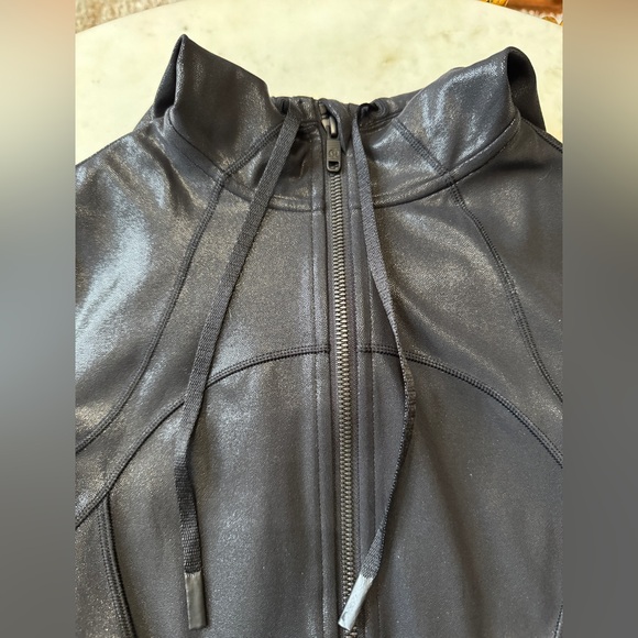 Lululemon Define hooded  Black Jacket - Picture 8 of 10